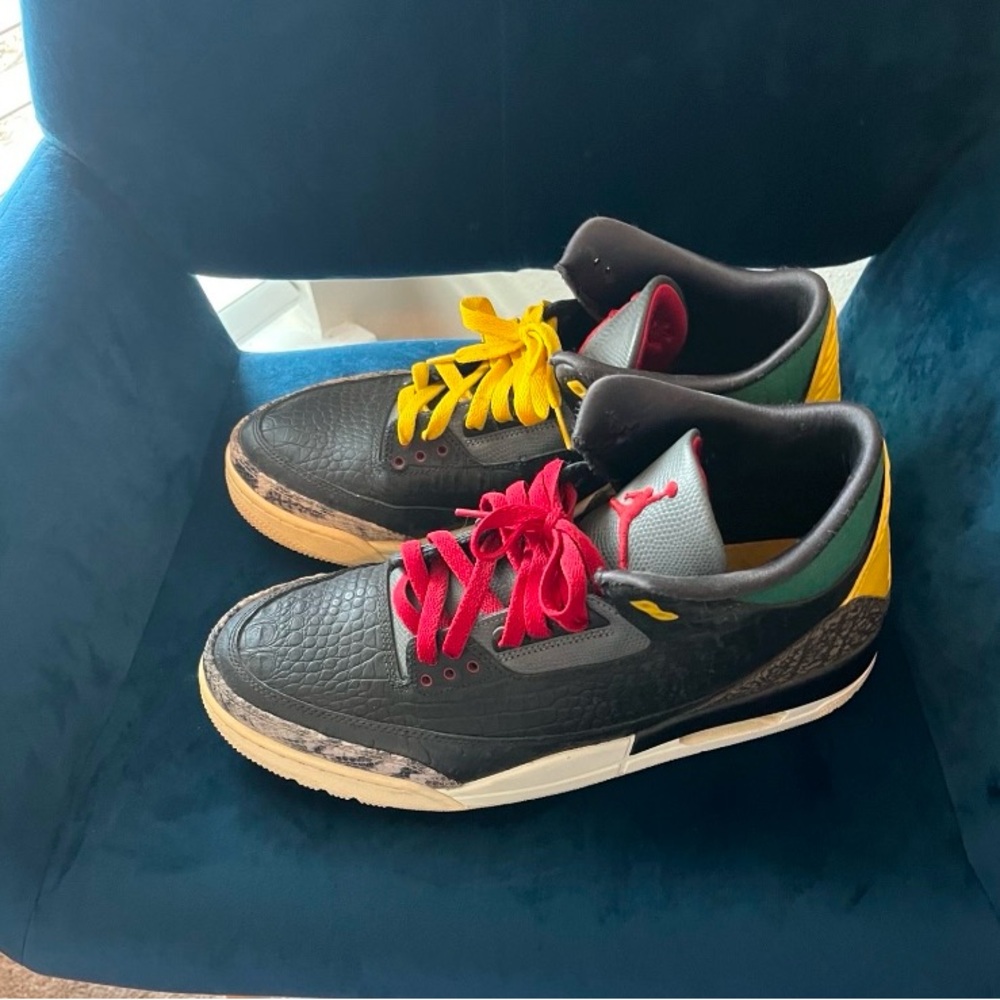 Jordans - Picture 2 of 4